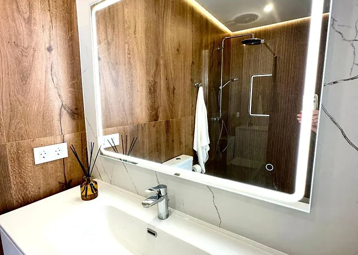 Sun Island Адехе