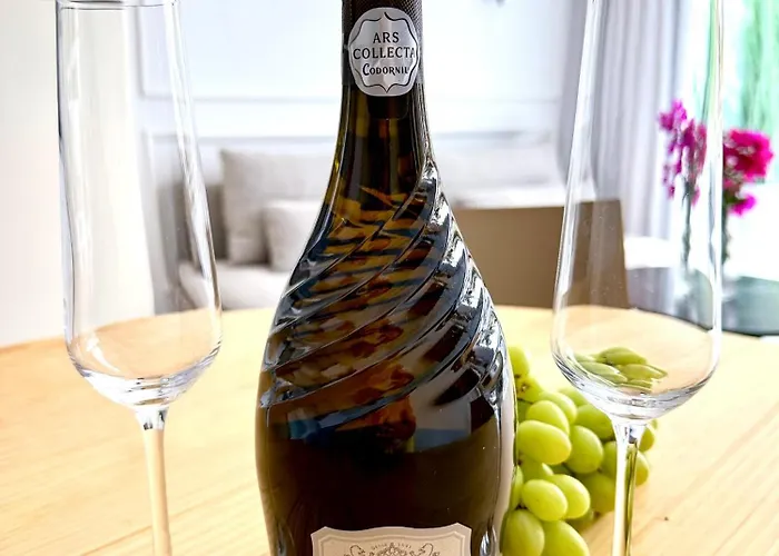 Sun Island Апартаменти *