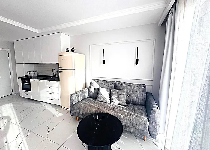 Sun Island Apartment *